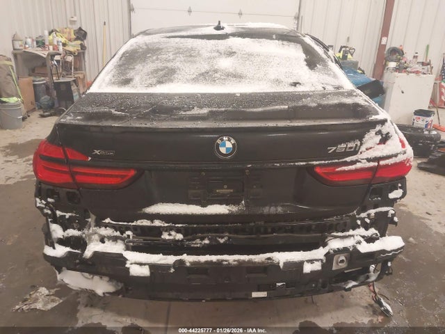 2017 Bmw Alpina B7 Xdrive მანქანა იყიდება აუქციონზე, vin: WBA7F2C30HG423191, აუქციონის ნომერი: 44225777