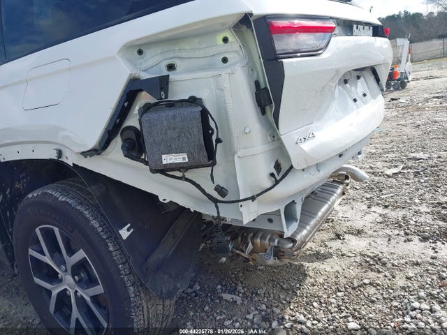 Продажа на аукционе авто 2025 Jeep Grand Cherokee Limited, vin: 1C4RJHBG2SC362779, номер лота: 44225778