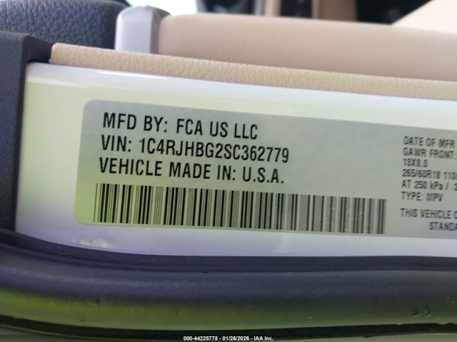 Продажа на аукционе авто 2025 Jeep Grand Cherokee Limited, vin: 1C4RJHBG2SC362779, номер лота: 44225778