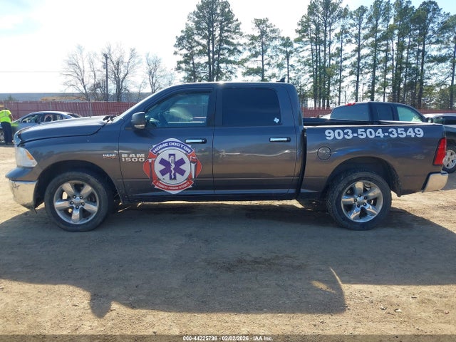 44225798 :رقم المزاد ، 1C6RR7LT9FS564777 vin ، 2015 Ram 1500 Lone Star مزاد بيع