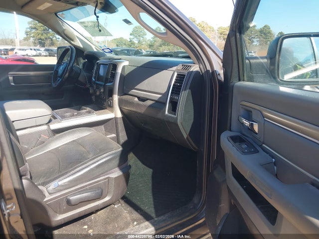 2015 RAM 1500 1C6RR7LT9FS564777 Photo 4