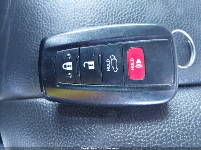 2022 TOYOTA HIGHLANDER 5TDGBRCHXNS557338 Photo 10