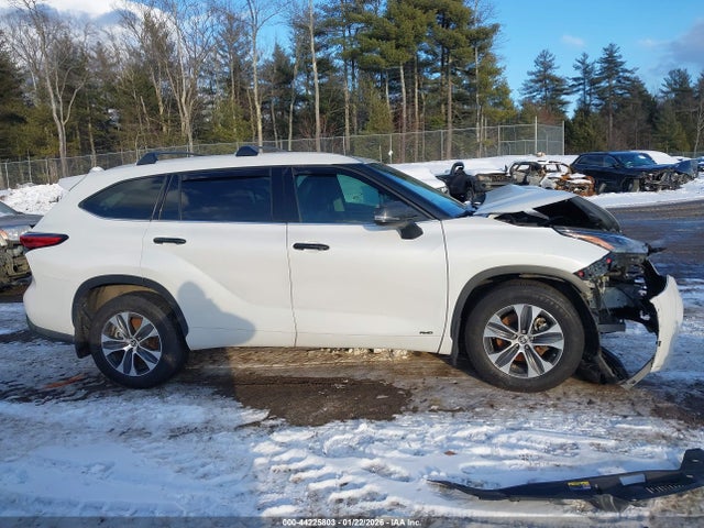 5TDGBRCHXNS557338 Toyota Highlander Hybrid Xle
