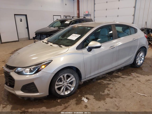 2019 Chevrolet Cruze Lt მანქანა იყიდება აუქციონზე, vin: 3G1BE6SM1KS541172, აუქციონის ნომერი: 44225823