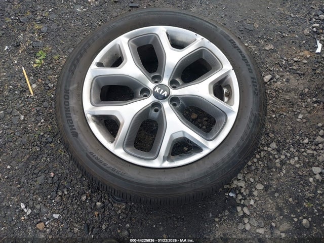5XYPKDA58LG660506 KIA Sorento 3.3l Sx