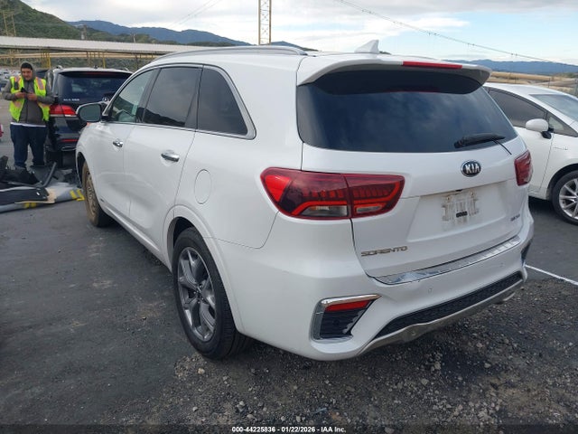 2020 KIA SORENTO 5XYPKDA58LG660506 Photo 2