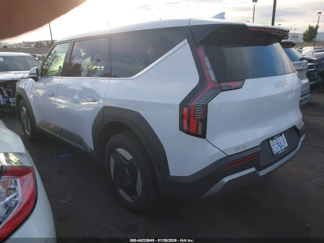 5XYAB5S16TG004103 KIA Ev9 Light Long Range