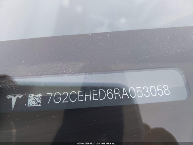 44225852 :رقم المزاد ، 7G2CEHED6RA053058 vin ، 2024 Tesla Cybertruck All-wheel Drive مزاد بيع