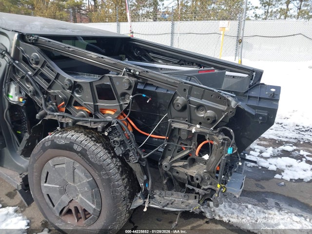 44225852 :رقم المزاد ، 7G2CEHED6RA053058 vin ، 2024 Tesla Cybertruck All-wheel Drive مزاد بيع