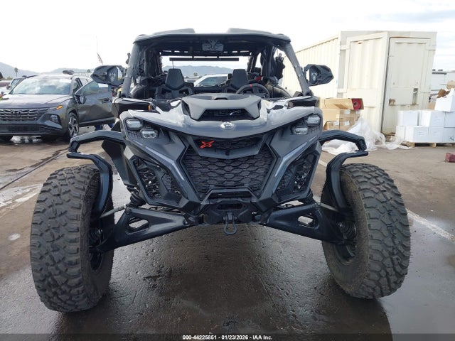 3JB8NAU42SE002739 Can-Am Maverick R Max X Rs