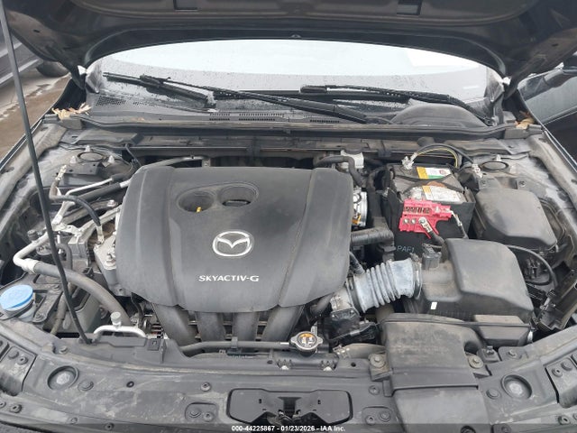 Продаж на аукціоні авто 2019 Mazda Mazda3 Preferred Package, vin: JM1BPAMMXK1136110, номер лоту: 44225867
