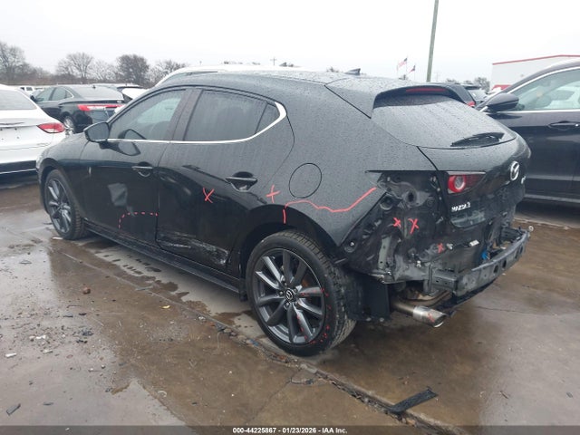 Продаж на аукціоні авто 2019 Mazda Mazda3 Preferred Package, vin: JM1BPAMMXK1136110, номер лоту: 44225867