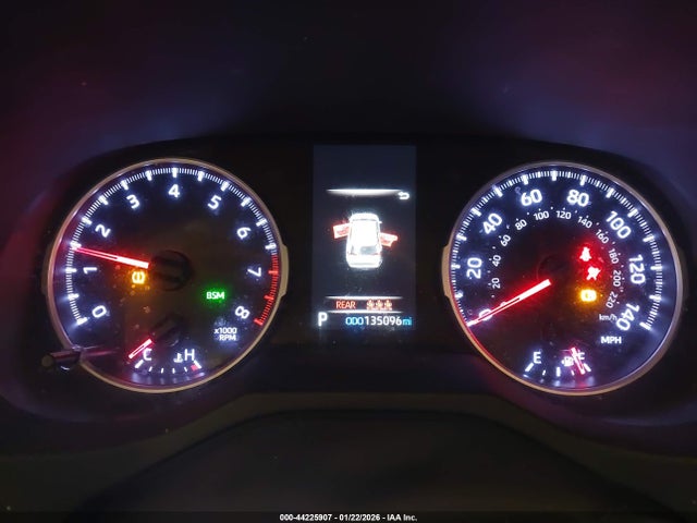 Продажа на аукционе авто 2021 Toyota Rav4 Xle, vin: 2T3W1RFV4MC124290, номер лота: 44225907
