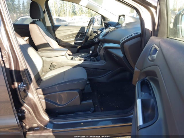 1FMCU0GD6HUE97016 Ford ESCAPE SE