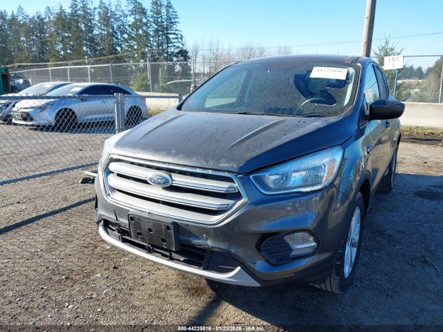1FMCU0GD6HUE97016 Ford ESCAPE SE
