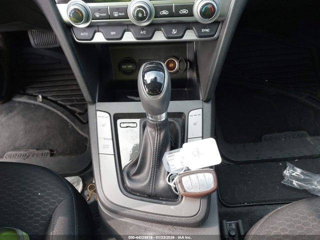 2020 HYUNDAI ELANTRA 5NPD84LF1LH532849 Photo 10