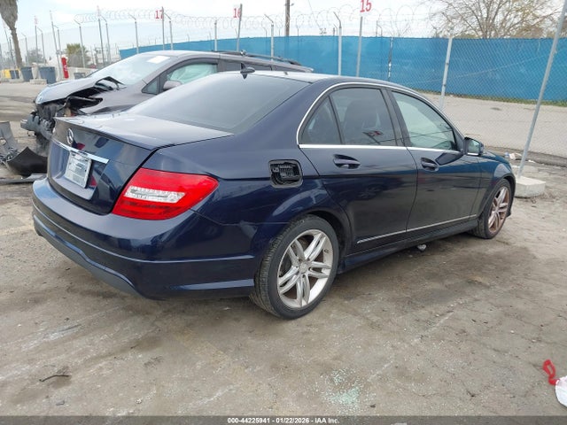 WDDGF4HB8EG214183 Mercedes-Benz C-class C 250 Sport