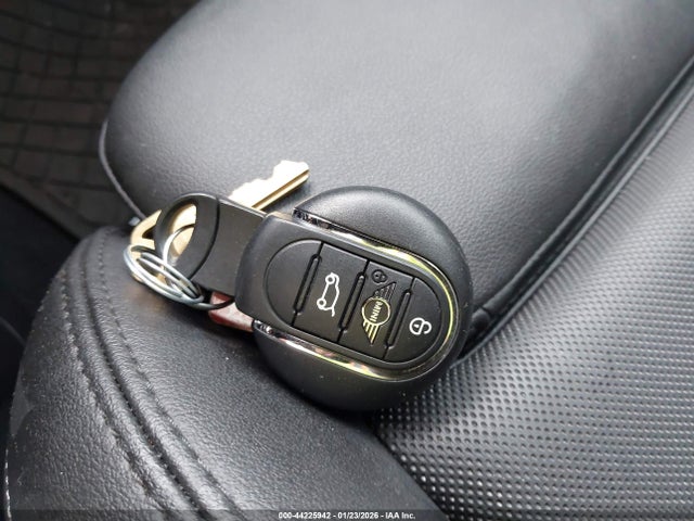 2023 MINI HARDTOP WMW53DH00P2T73768 Photo 10