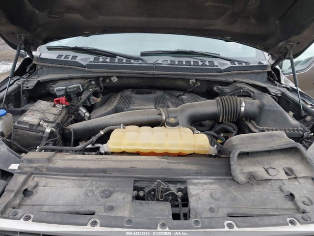 1FTFW1EG8JKG07239 Ford F-150 Lariat