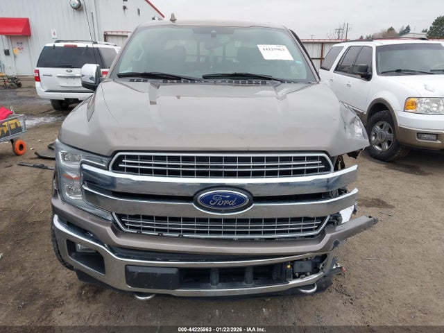 1FTFW1EG8JKG07239 Ford F-150 Lariat