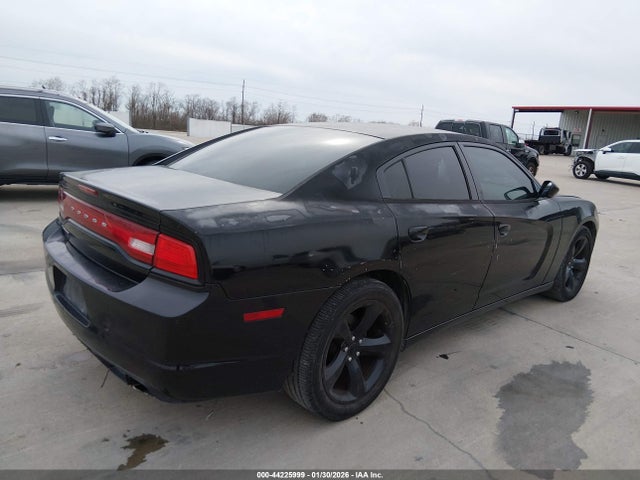 2C3CDXBG5EH295379 Dodge Charger Se