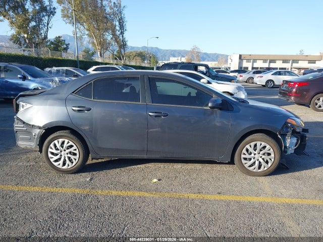 Toyota COROLLA LE 2018 5YFBURHE2JP787431 Image 14