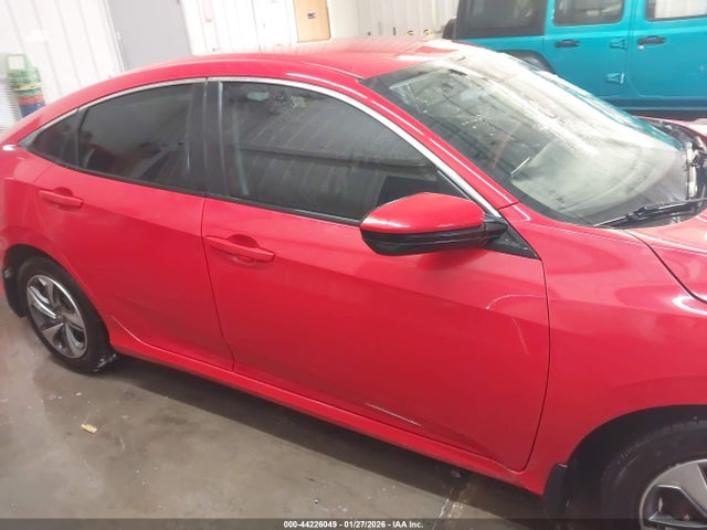 44226049 :رقم المزاد ، 2HGFC2F6XKH593620 vin ، 2019 Honda Civic Lx مزاد بيع