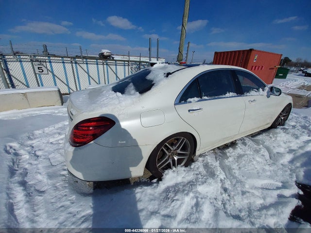 2018 MERCEDES-BENZ S 560 WDDUG8GB5JA379114 Photo 3