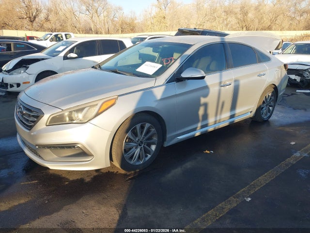 2015 HYUNDAI SONATA 5NPE34AF3FH209137 Photo 1