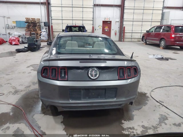 Ford Mustang V6 Premium 2014 1ZVBP8AM2E5201331 Image 16
