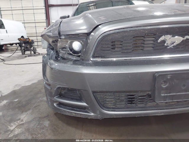 Ford Mustang V6 Premium 2014 1ZVBP8AM2E5201331 Image 19