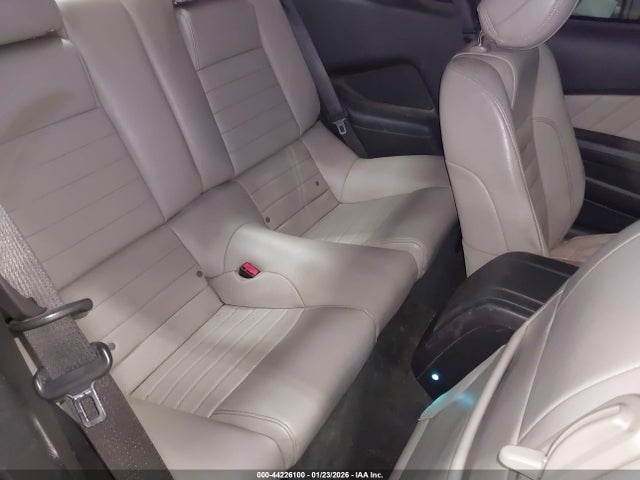 Ford Mustang V6 Premium 2014 1ZVBP8AM2E5201331 Image 8