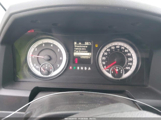 3C6TR5CT0FG504825 RAM 2500 Tradesman