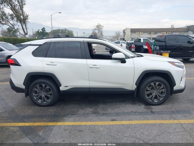 JTMB6RFV5ND532598 Toyota Rav4 Hybrid Xle Premium