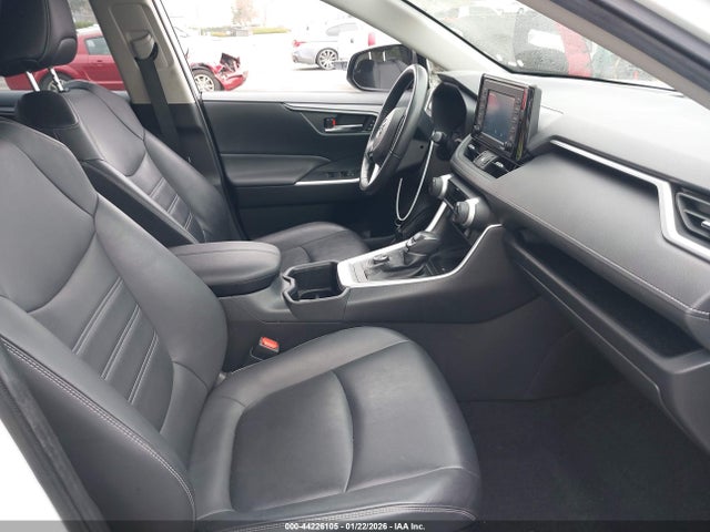 JTMB6RFV5ND532598 Toyota Rav4 Hybrid Xle Premium