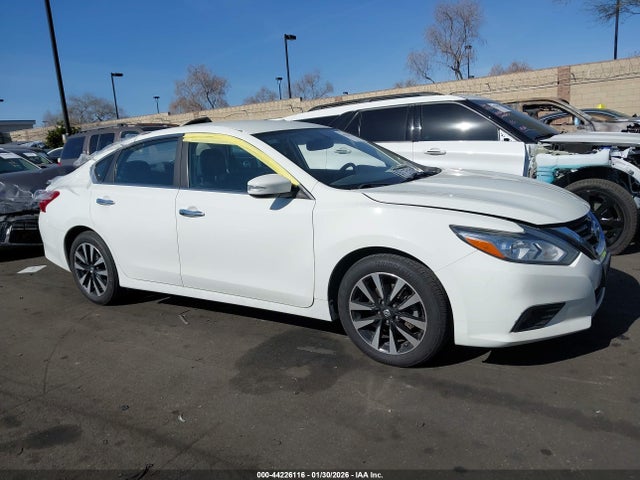 1N4AL3APXJC173166 Nissan Altima 2.5 Sl