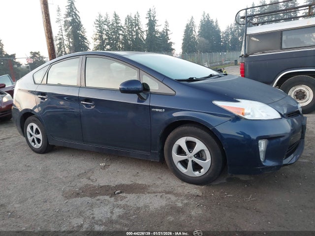 Toyota Prius Two 2015 JTDKN3DU8F0483948 Image 13