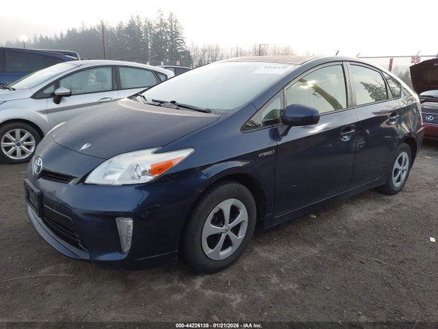 Toyota Prius Two 2015 JTDKN3DU8F0483948 Image 2
