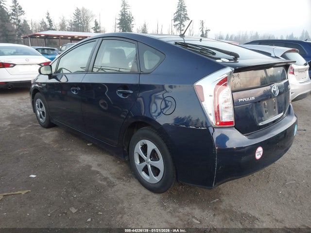 Toyota Prius Two 2015 JTDKN3DU8F0483948 Image 3