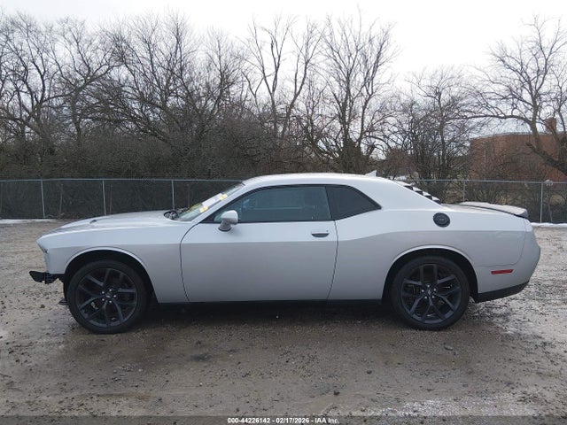 Продажа на аукционе авто 2020 Dodge Challenger Sxt, vin: 2C3CDZAGXLH214886, номер лота: 44226142