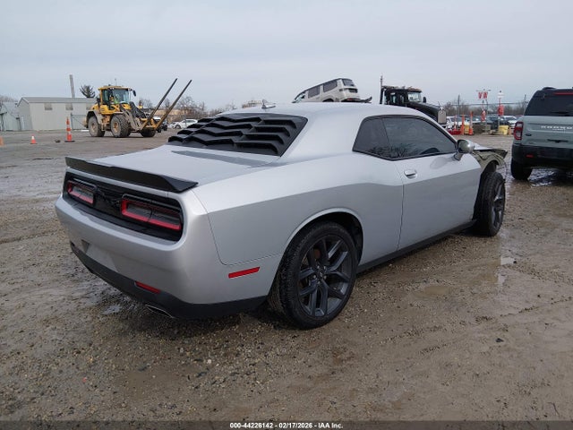 Продажа на аукционе авто 2020 Dodge Challenger Sxt, vin: 2C3CDZAGXLH214886, номер лота: 44226142