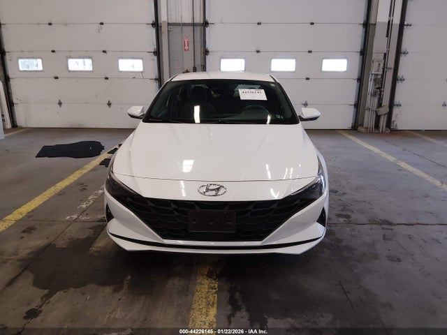 5NPLS4AG0MH032756 Hyundai ELANTRA SEL