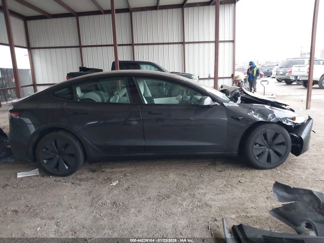 2025 Tesla Model 3 Long Range Rear-wheel Drive/standard Rear-wheel Drive მანქანა იყიდება აუქციონზე, vin: 5YJ3E1EA1SF070102, აუქციონის ნომერი: 44226184