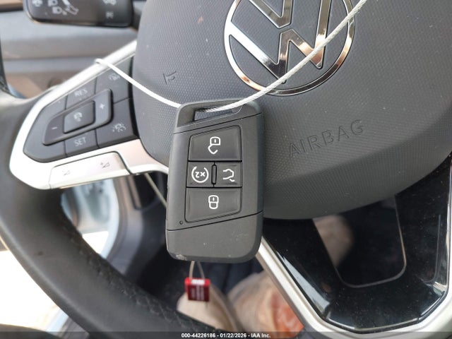 3VWEX7BU5SM076790 Volkswagen Jetta 1.5t Se