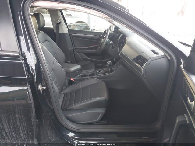 44226198 :رقم المزاد ، 3VWE57BUXMM093819 vin ، 2021 Volkswagen Jetta 1.4t Sel مزاد بيع