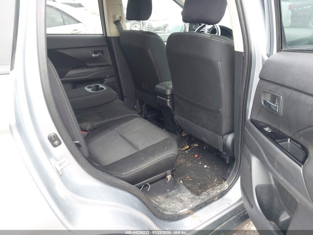 2017 MITSUBISHI OUTLANDER JA4AZ3A35HZ057963 Photo 7