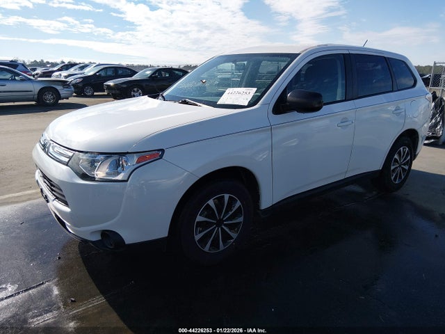 2014 MITSUBISHI OUTLANDER JA4AD2A31EZ007565 Photo 1