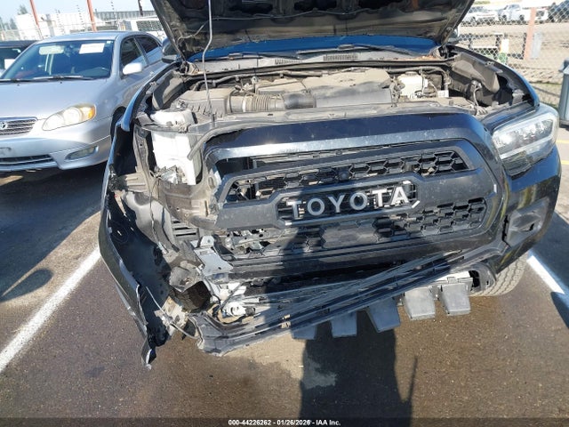 5TFCZ5AN2LX233688 Toyota Tacoma 4wd Trd Pro