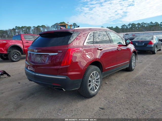 2017 CADILLAC XT5 1GYKNBRSXHZ229653 Photo 3