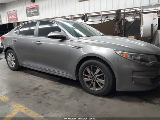 5XXGT4L3XJG192675 KIA Optima Lx